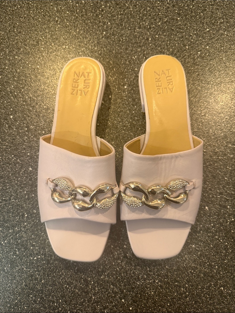 Naturalizer Lavender Chain-Embellished Slide Sandals - size 9